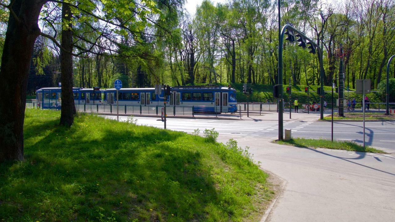 Apartament "Park Lotnikow" Краков Экстерьер фото